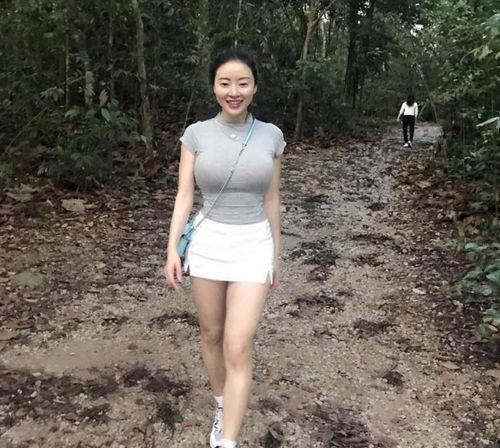 丝袜微胖熟女图片,展现独特韵味与成熟魅力