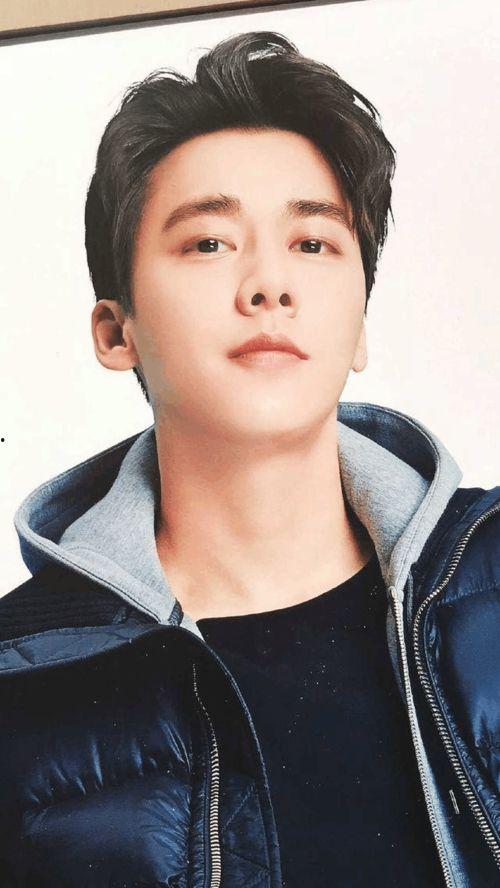 男明星非处男,揭秘娱乐圈中的情感轨迹与成长故事